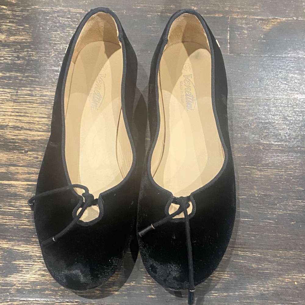 Venettini Black Velvet Women's Loafers with Bow Size 40/US 9